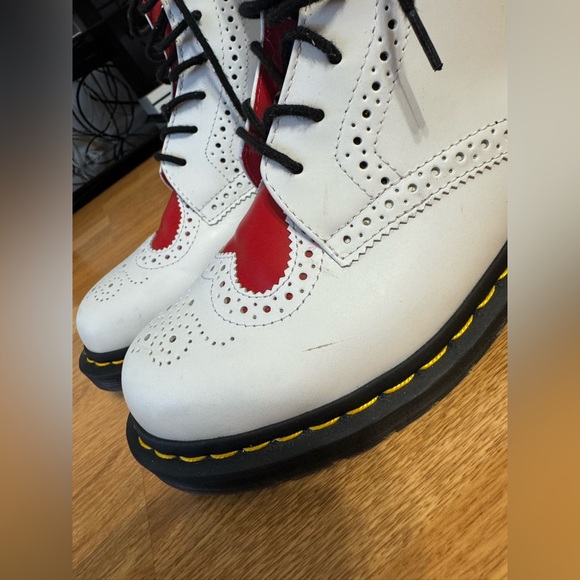 Dr Martens 1460 Bentley II White Leather Red Heart Ankle Brogues Wedding Boots - Picture 13 of 15